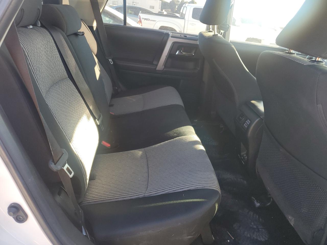 2022 TOYOTA 4RUNNER SR5 VIN:JTEEU5JR8N5263380
