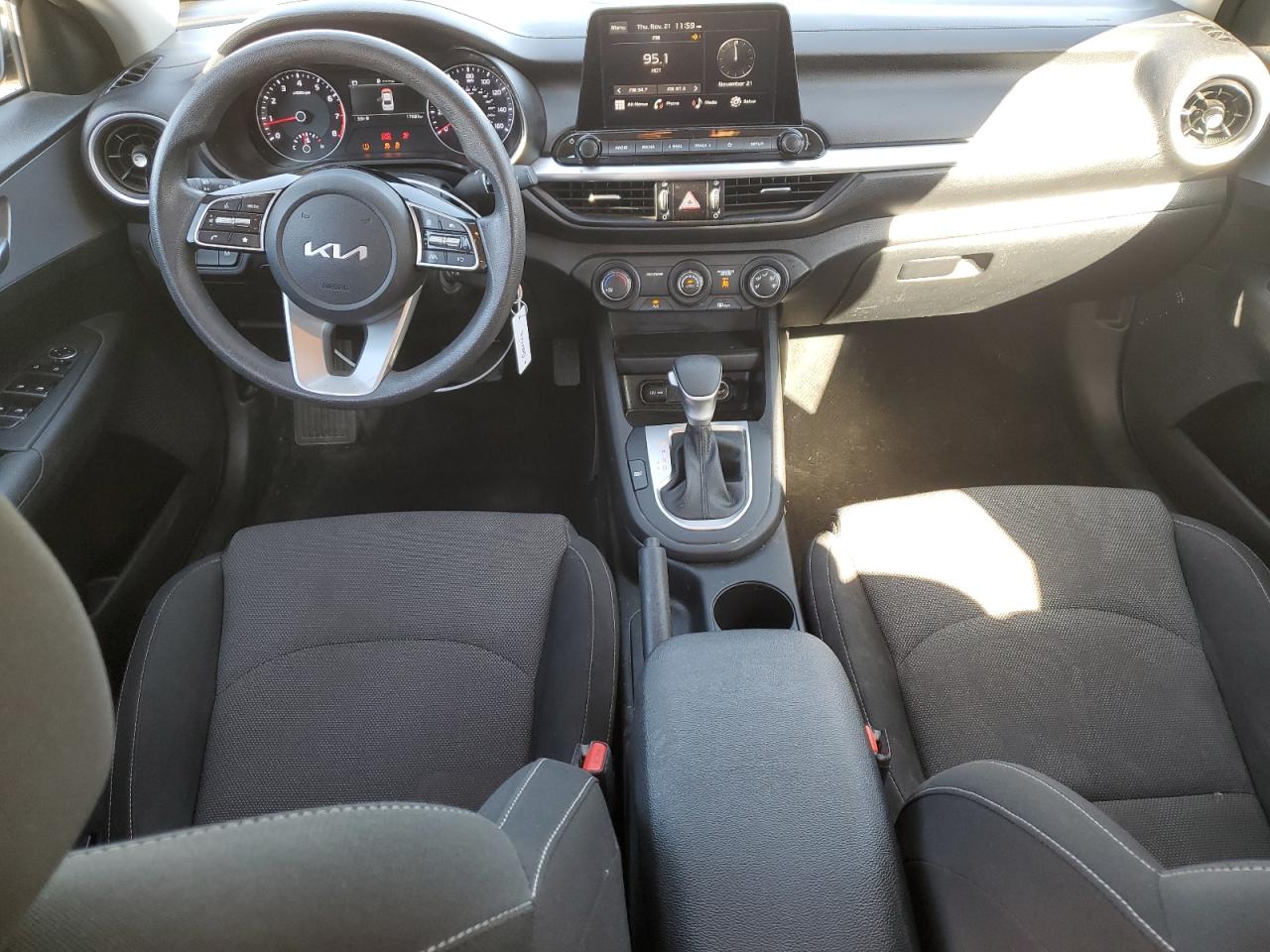 2023 KIA FORTE LX VIN:3KPF24AD6PE550608