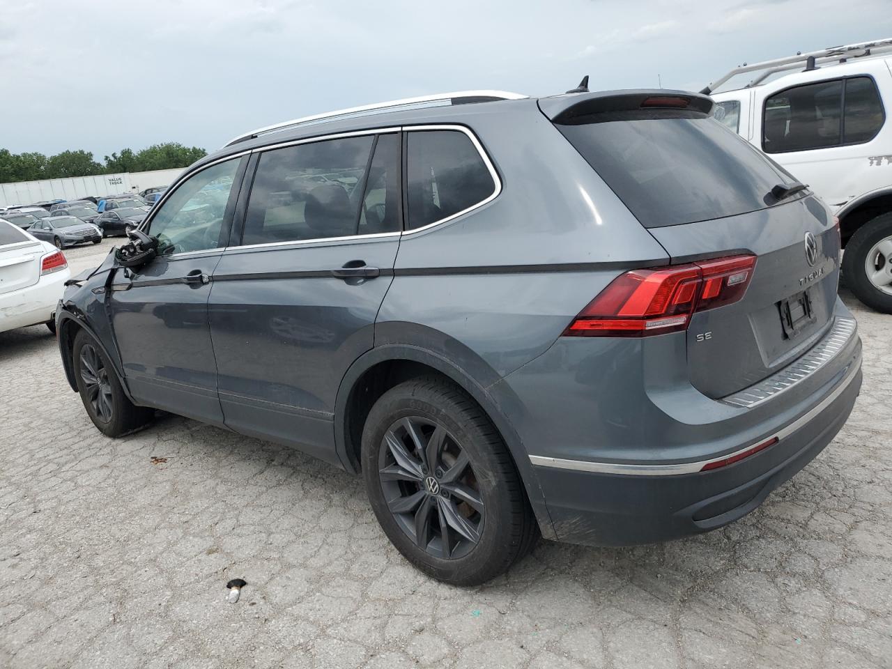 2023 VOLKSWAGEN TIGUAN SE VIN:3VVMB7AX5PM129411