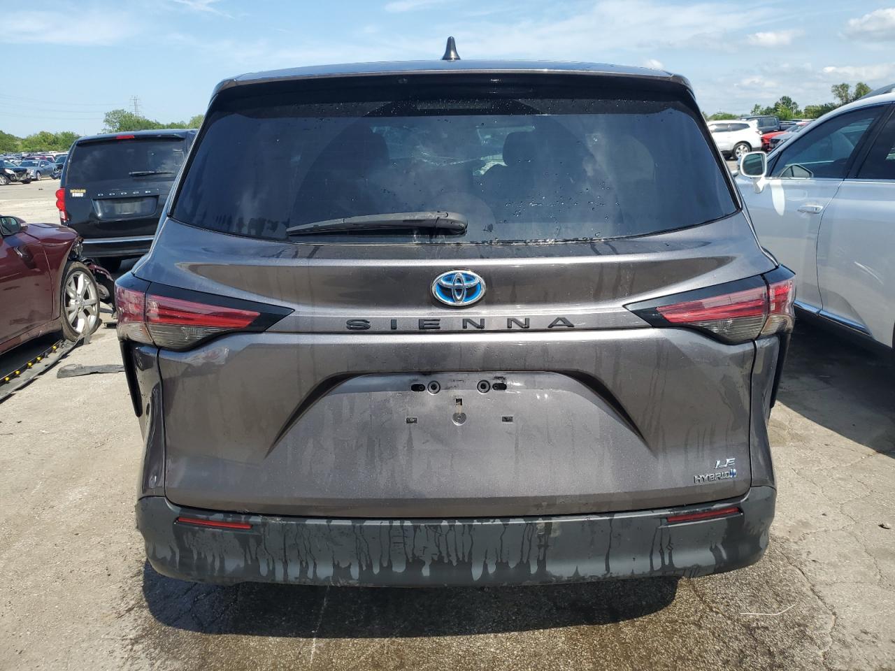 2022 TOYOTA SIENNA LE VIN:5TDKRKEC6NS088120