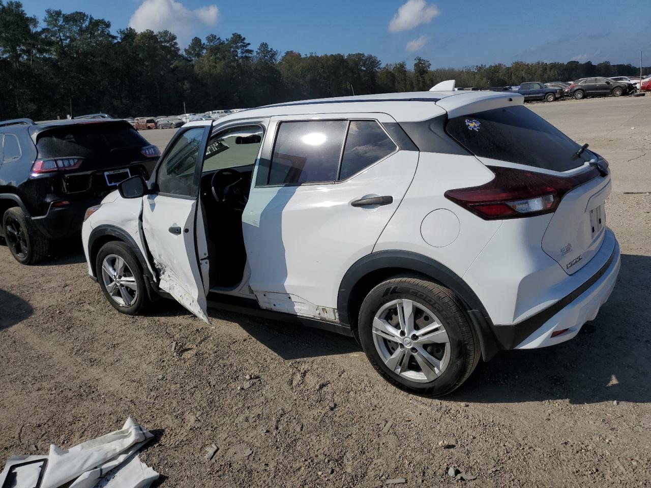 2022 NISSAN KICKS S VIN:3N1CP5BV2NL514704