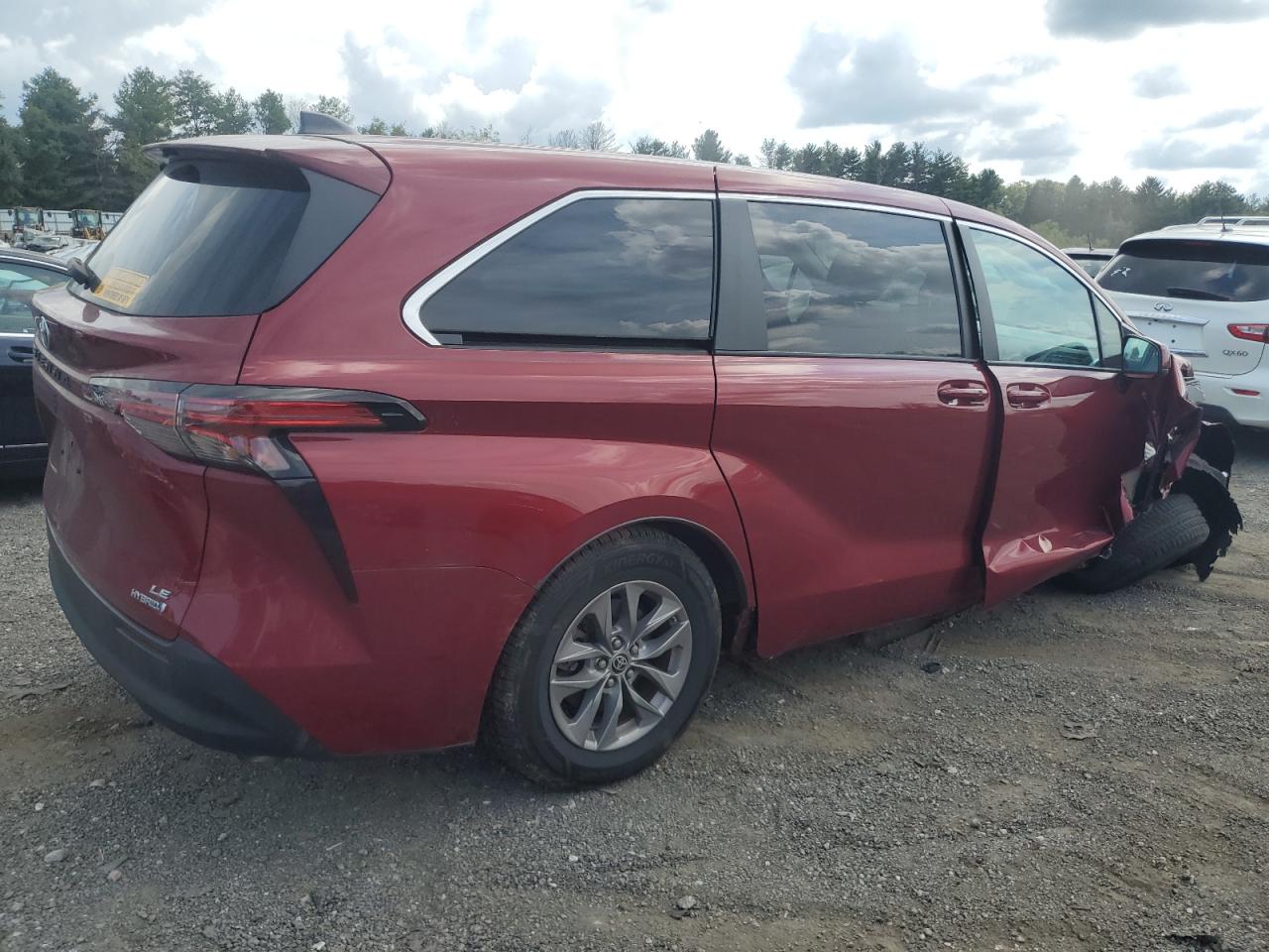 2022 TOYOTA SIENNA LE VIN:5TDKRKEC9NS088399