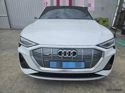 2021 Audi e-tron WAUZZZGE0MB043683 VIN:WAUZZZGE0MB043683