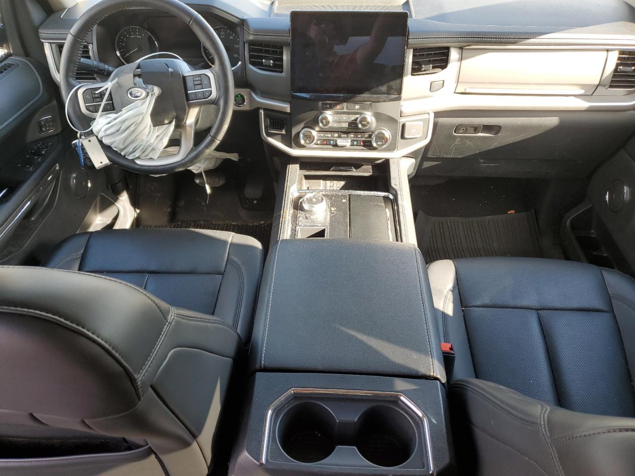 2023 FORD EXPEDITION XLT VIN:1FMJU1H86PEA62102