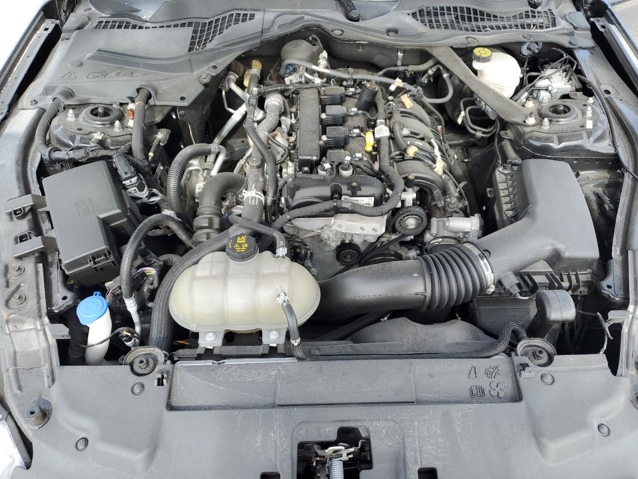 2022 FORD MUSTANG  VIN:1FATP8UH4N5105034