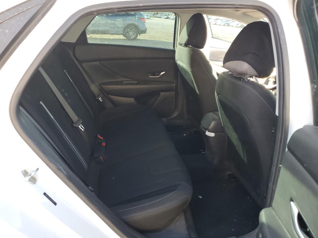 2023 HYUNDAI ELANTRA SEL VIN:5NPLS4AG6PH092173