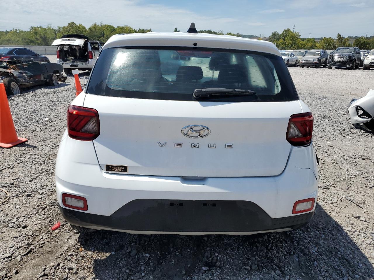 2022 HYUNDAI VENUE SE VIN:KMHRB8A35NU141134