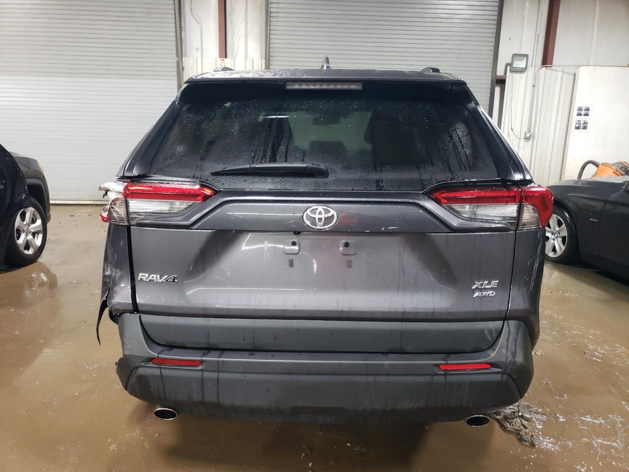 2022 TOYOTA RAV4 XLE VIN:2T3P1RFV1NC292832