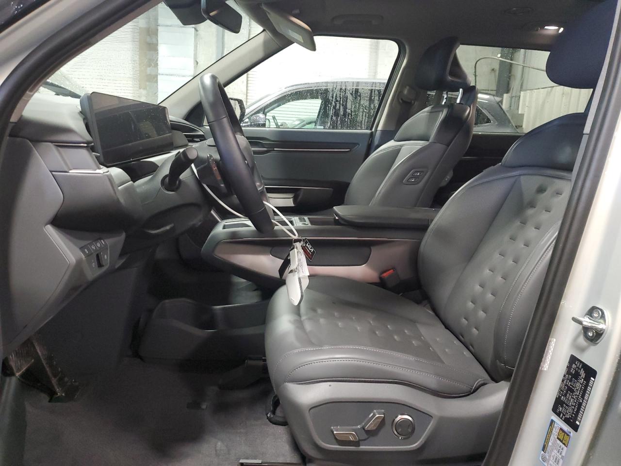 2024 KIA EV9 WIND VIN:KNDAFFS58R6018738