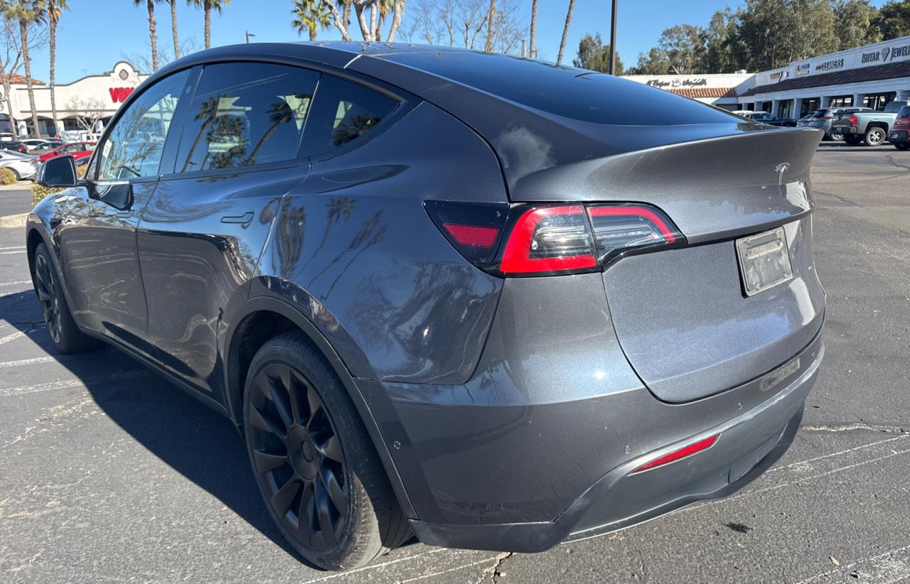 2022 TESLA MODEL Y  VIN:7SAYGDEE0NF365509