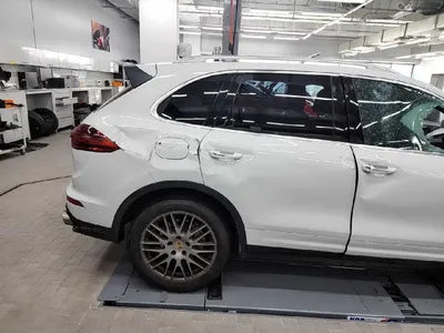 2015 Porsche Cayenne VIN: