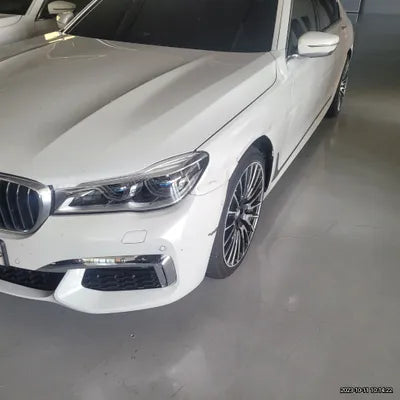 2018 BMW 740 WBA7E4102JGV27324 VIN:WBA7E4102JGV27324