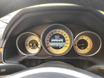 2014 Mercedes-Benz E 220 VIN: