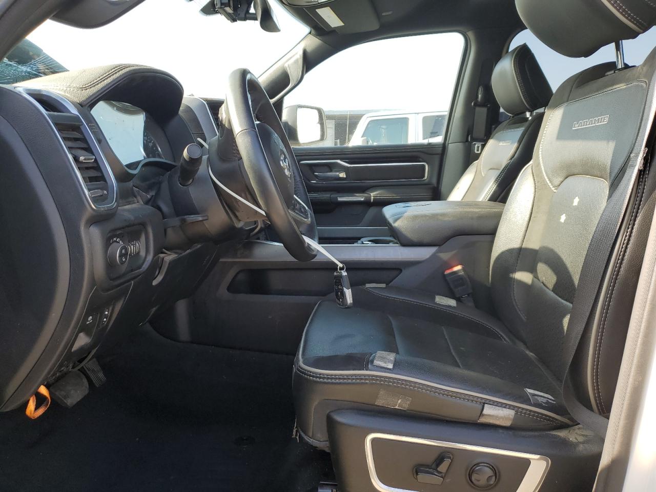 2022 RAM 1500 LARAMIE VIN:1C6SRFJM2NN367759