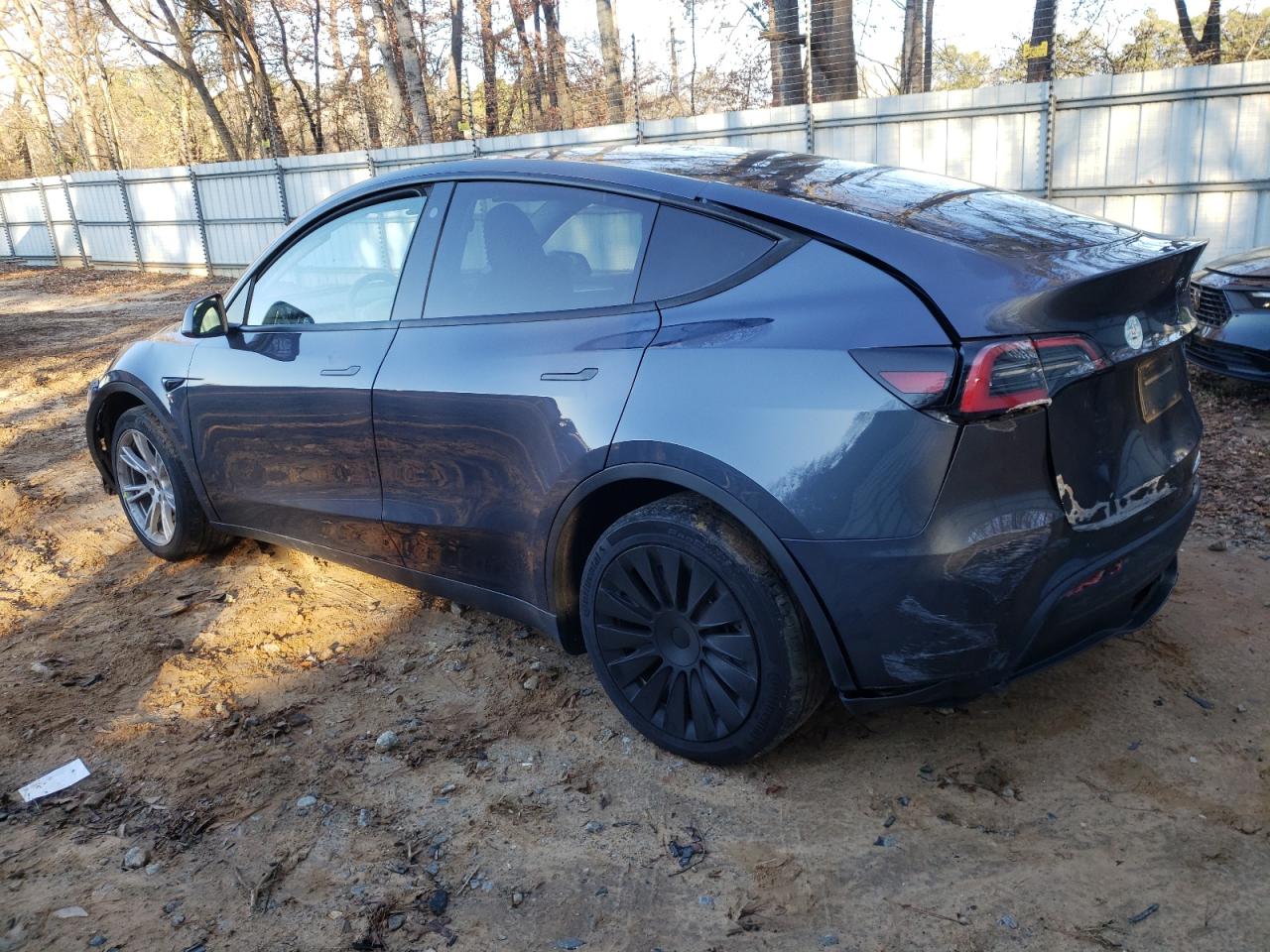 2023 TESLA MODEL Y  VIN:7SAYGDEE6PA081723