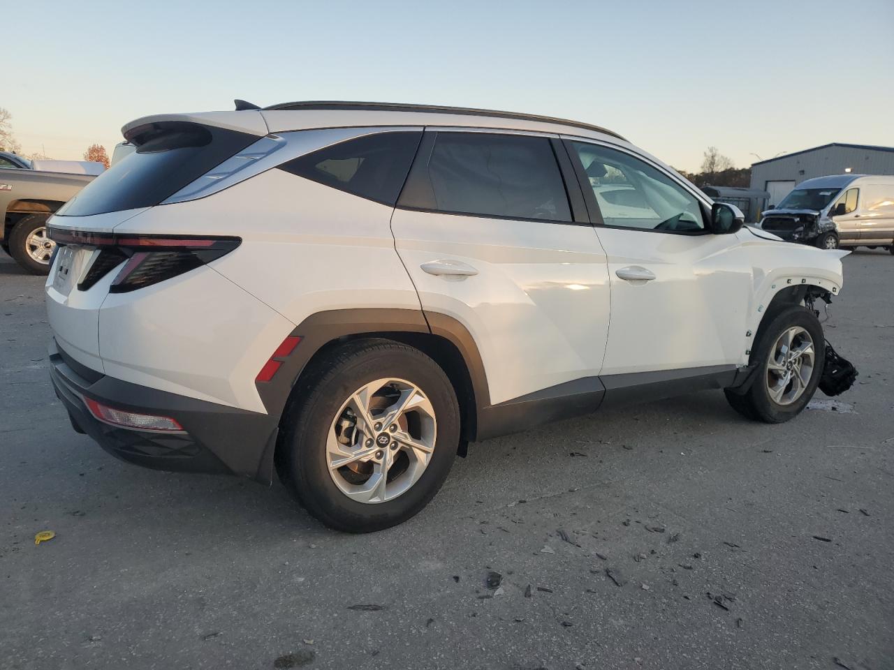 2023 HYUNDAI TUCSON SEL VIN:5NMJB3AE5PH176398