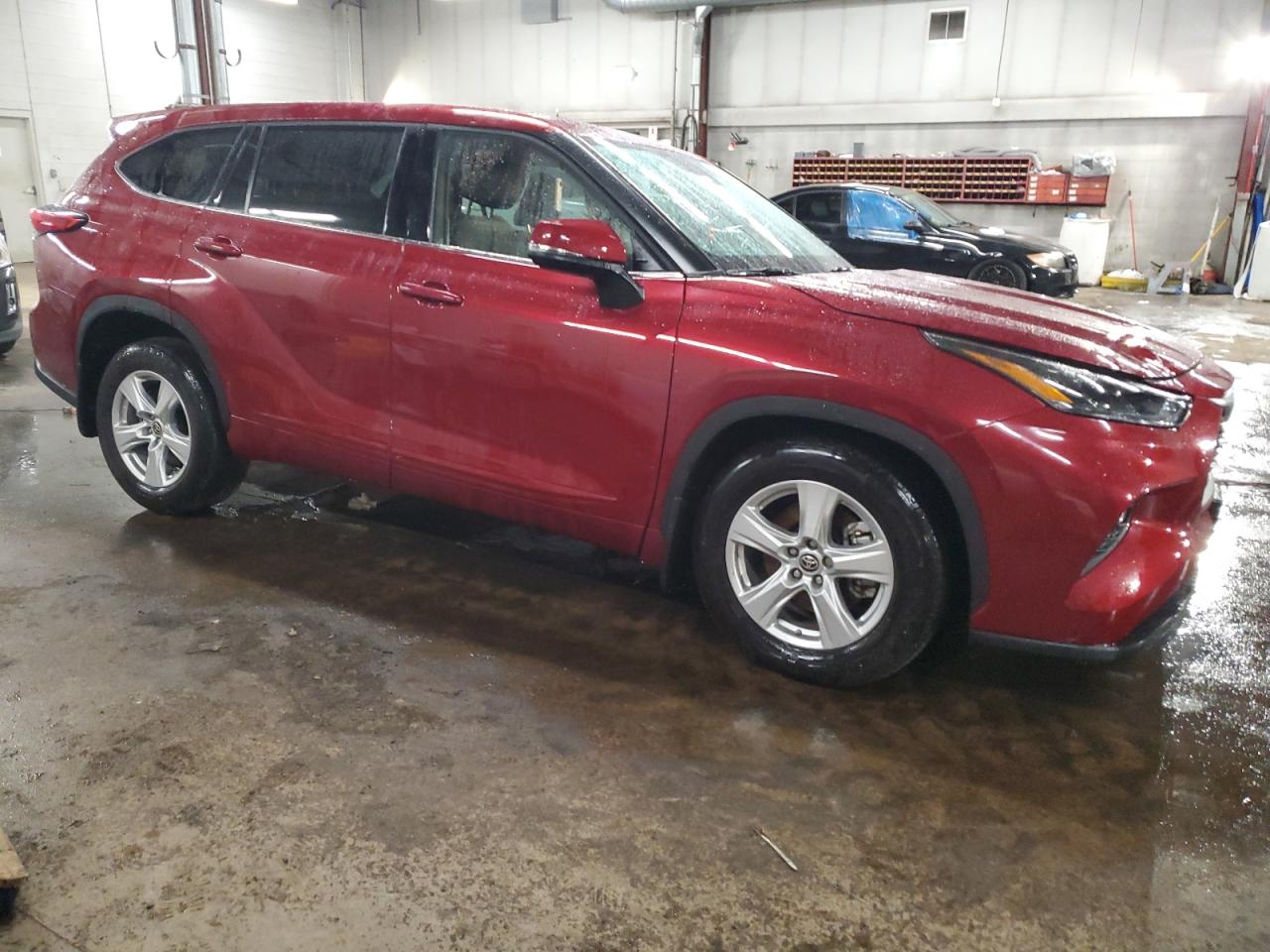 2022 TOYOTA HIGHLANDER L VIN:5TDBZRBH6NS583099