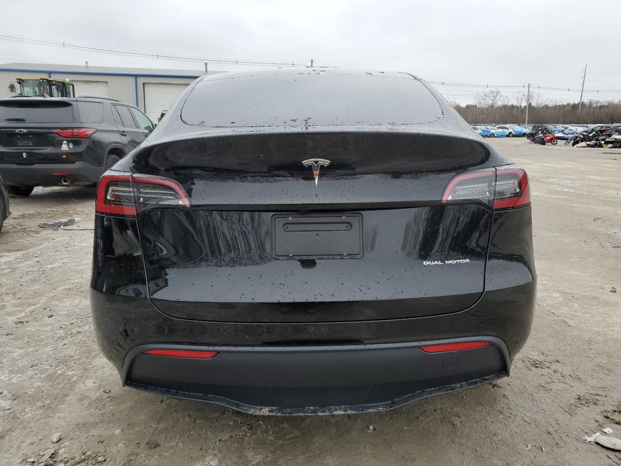 2023 TESLA MODEL Y  VIN:7SAYGAEE2PF922650
