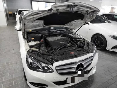 2015 Mercedes-Benz E 200 VIN: