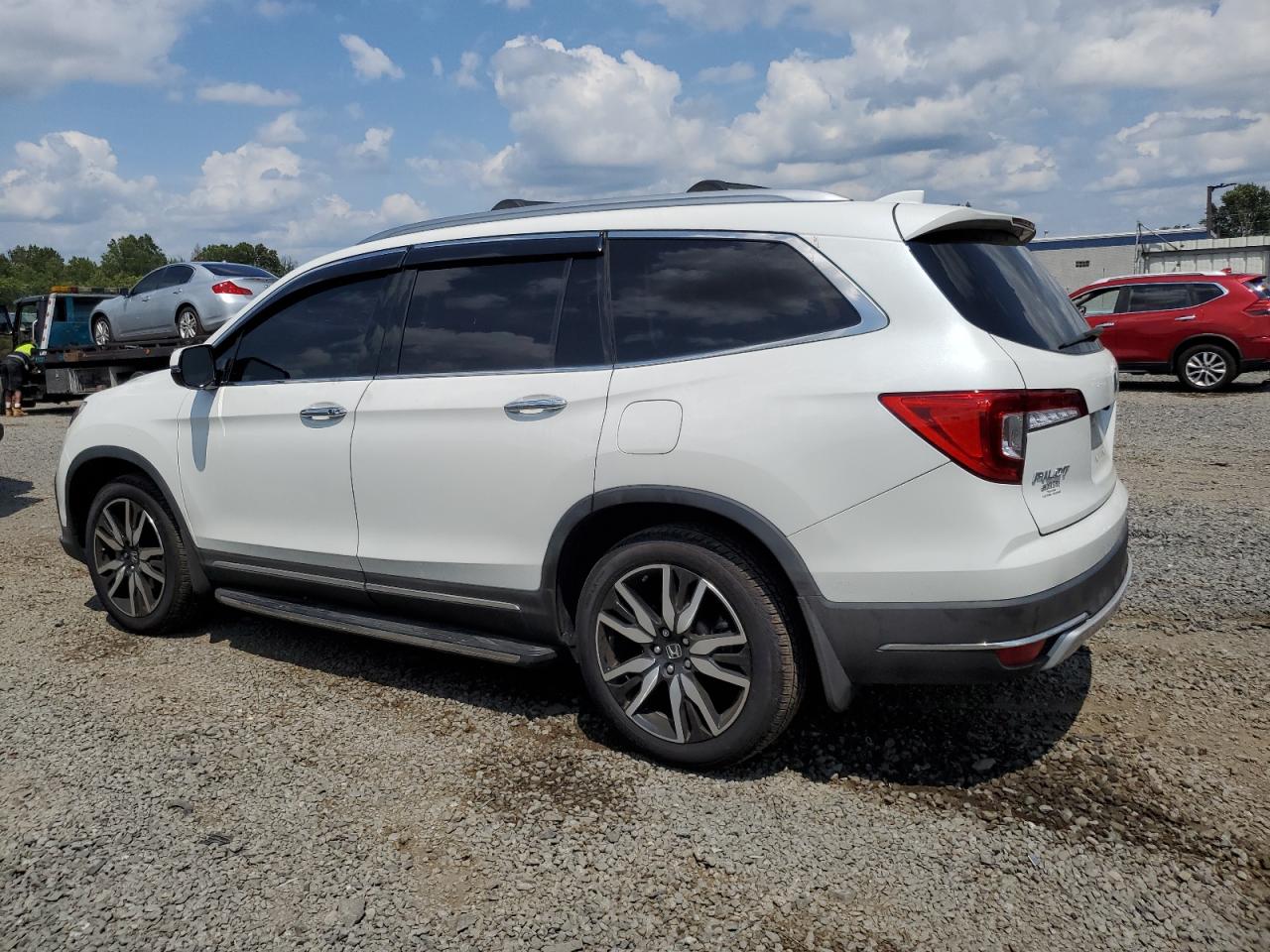 2022 HONDA PILOT TOURING VIN:5FNYF6H94NB001099