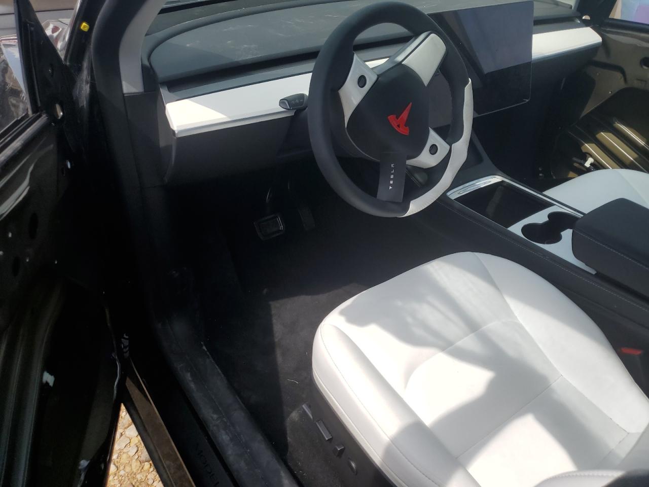 2023 TESLA MODEL Y  VIN:7SAYGDEE3PA161965