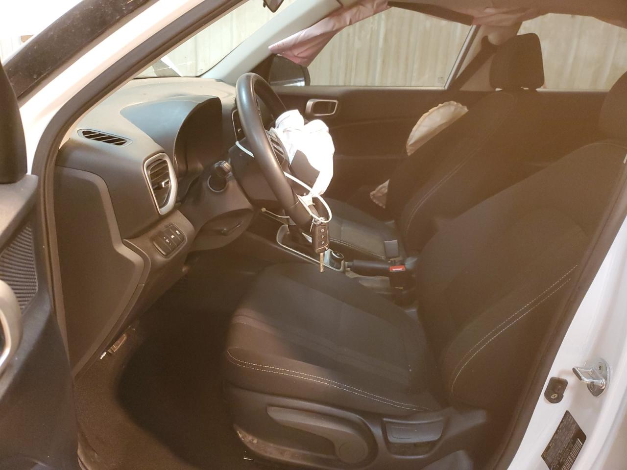 2022 HYUNDAI VENUE SEL VIN:KMHRC8A3XNU161876