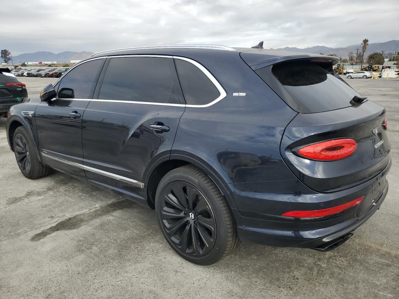 2023 BENTLEY BENTAYGA  VIN:SJAHT2ZV6PC019747