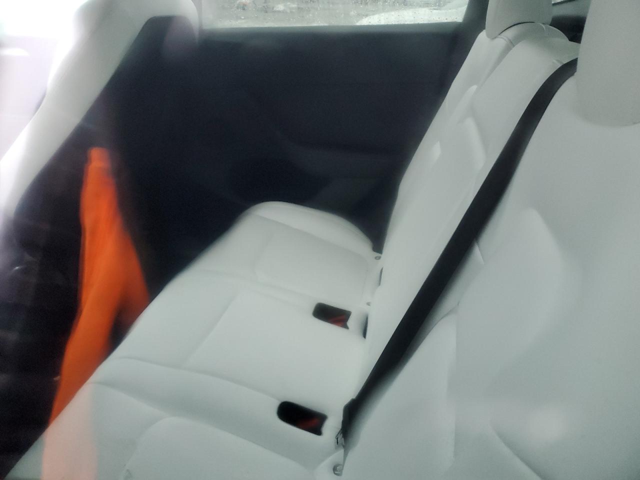 2022 TESLA MODEL Y  VIN:7SAYGDEF0NF539393