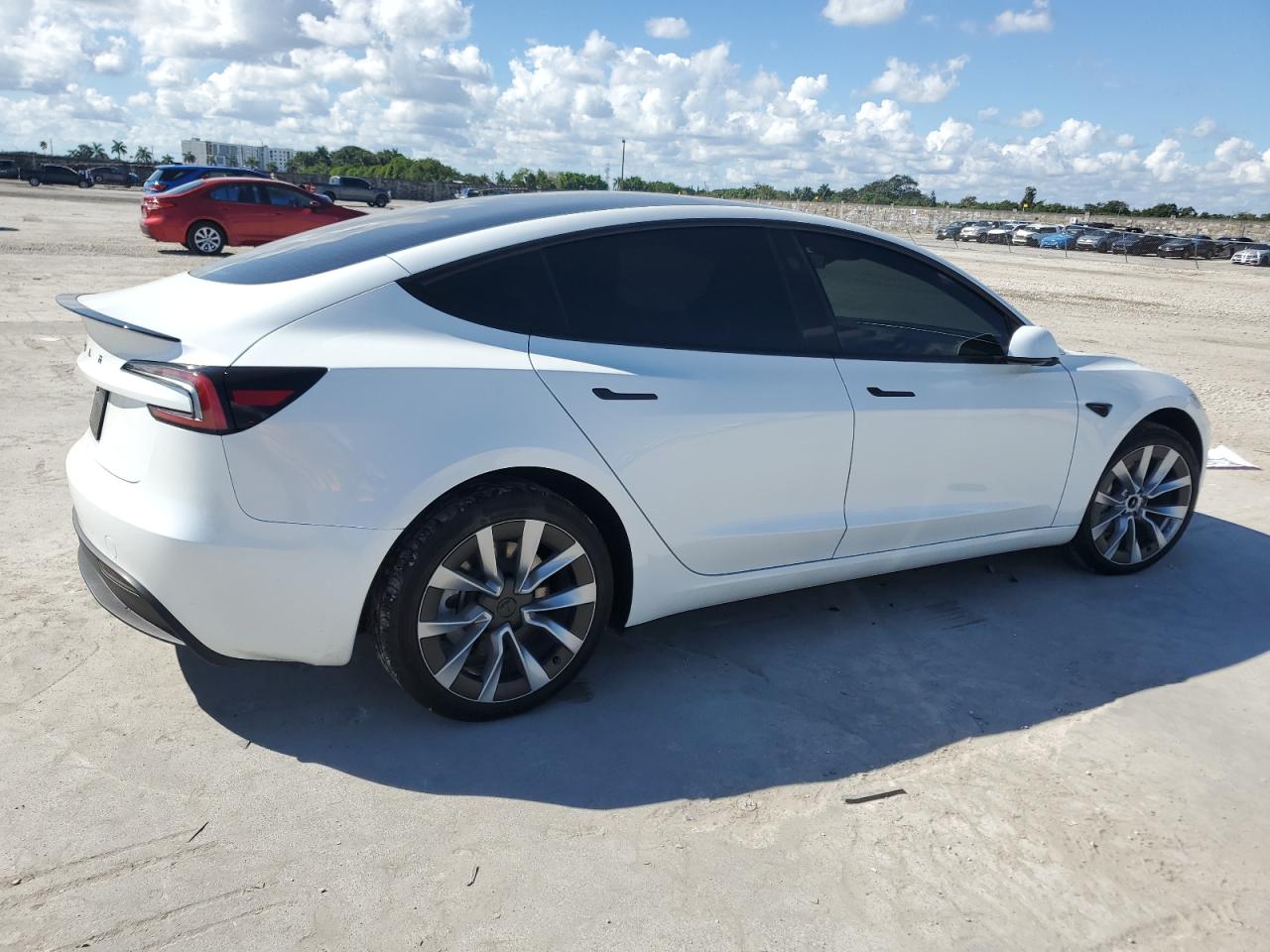 2024 TESLA MODEL 3  VIN:5YJ3E1EA9RF752350