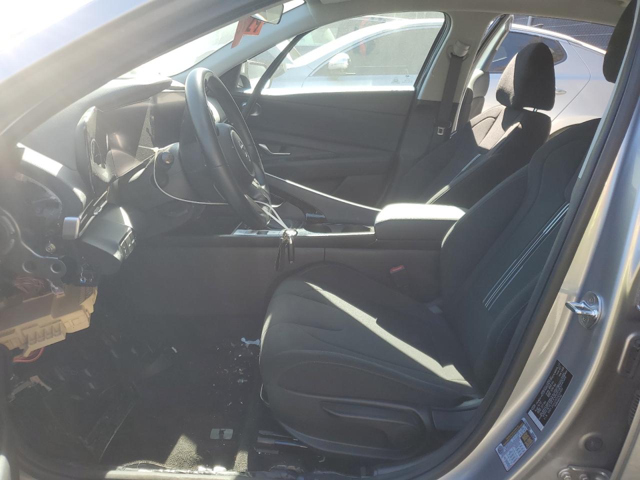 2023 HYUNDAI ELANTRA SEL VIN:5NPLS4AG9PH099909