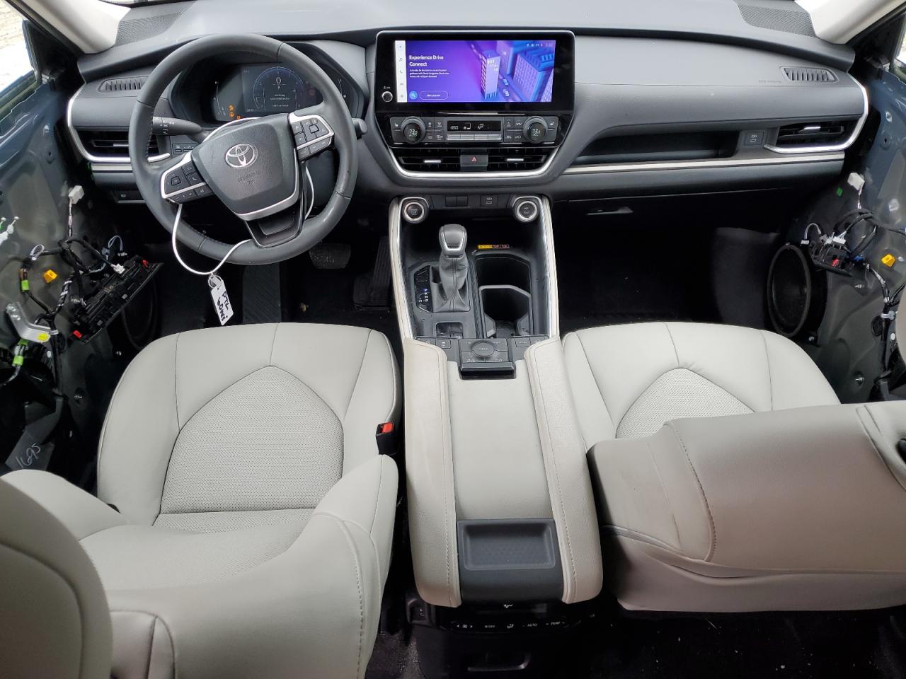 2024 TOYOTA GRAND HIGHLANDER XLE VIN:5TDAAAB52RS019143