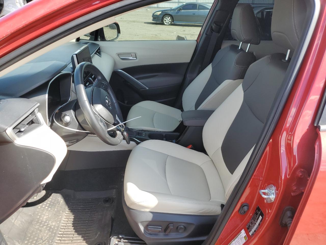 2023 TOYOTA COROLLA CROSS XLE VIN:7MUDAABG0PV052790