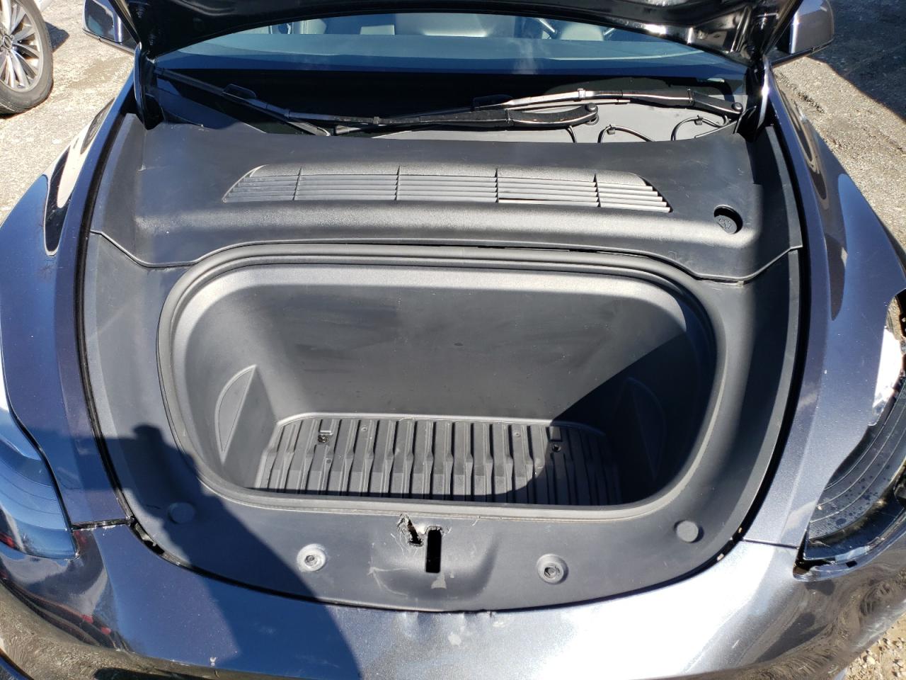 2024 TESLA MODEL Y  VIN:7SAYGDED3RF114643