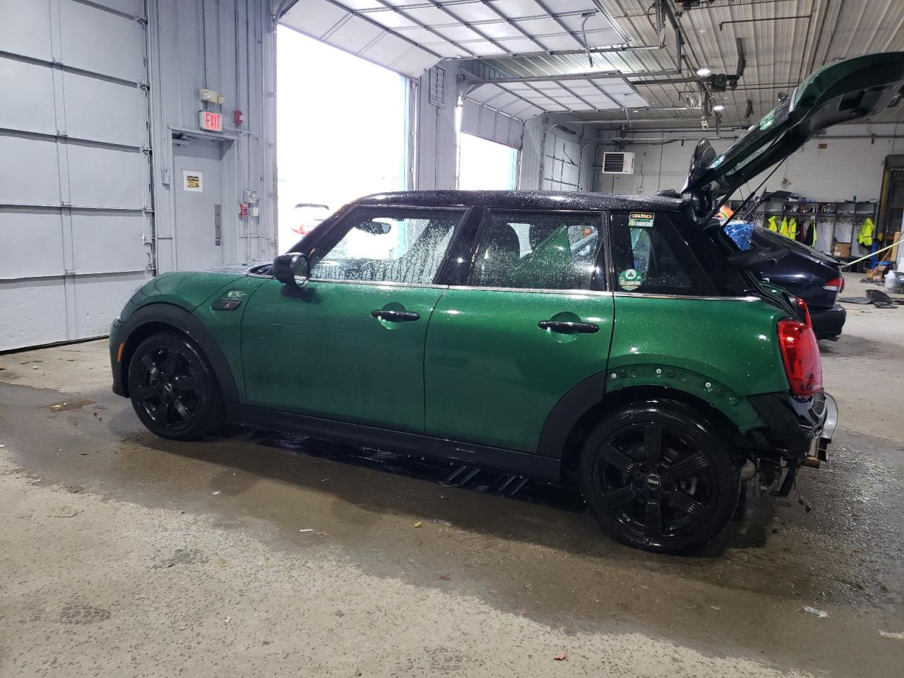 2022 MINI COOPER S VIN:WMW53DK08N2P87600