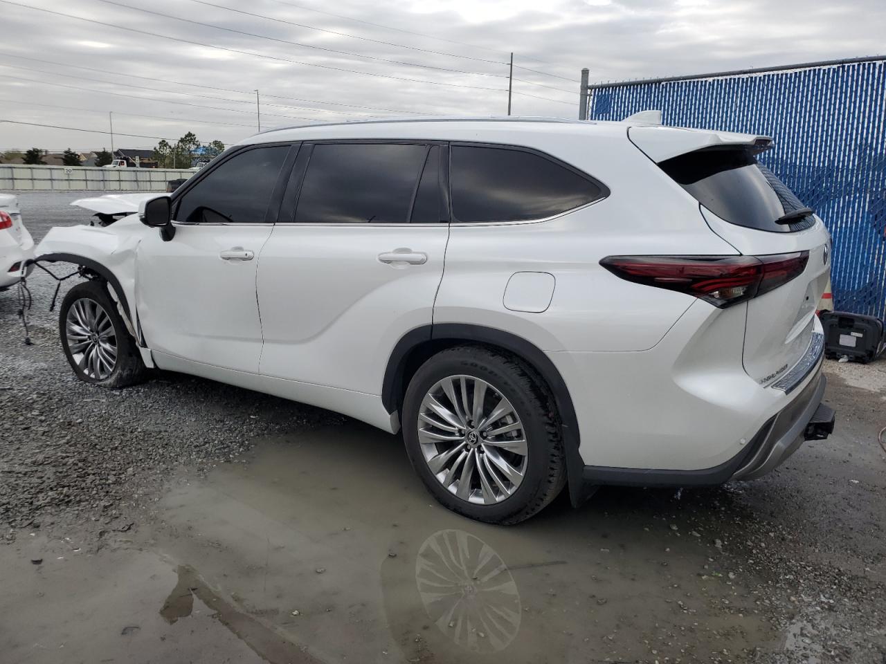 2024 TOYOTA HIGHLANDER LE VIN:5TDKDRAH7RS534063