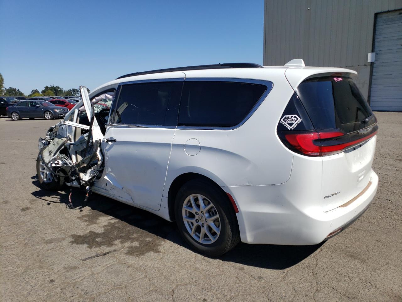 2022 CHRYSLER PACIFICA TOURING L VIN:2C4RC1BG3NR128437