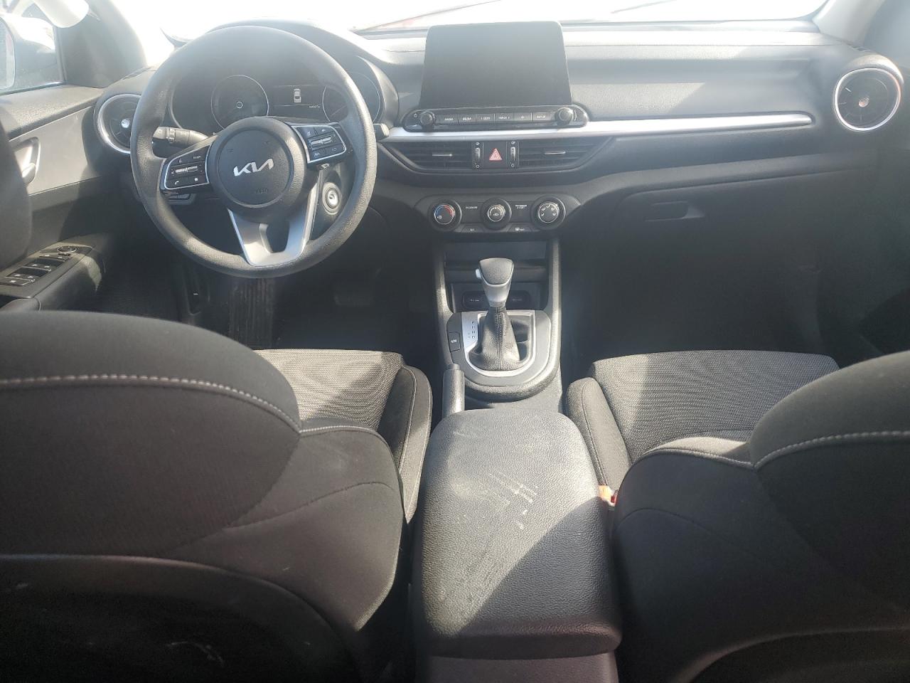 2022 KIA FORTE FE VIN:3KPF24ADXNE487686