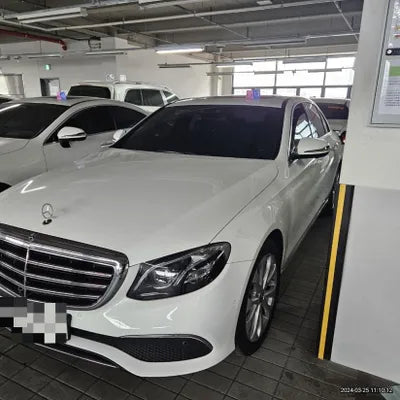 2017 Mercedes-Benz E 300 VIN: