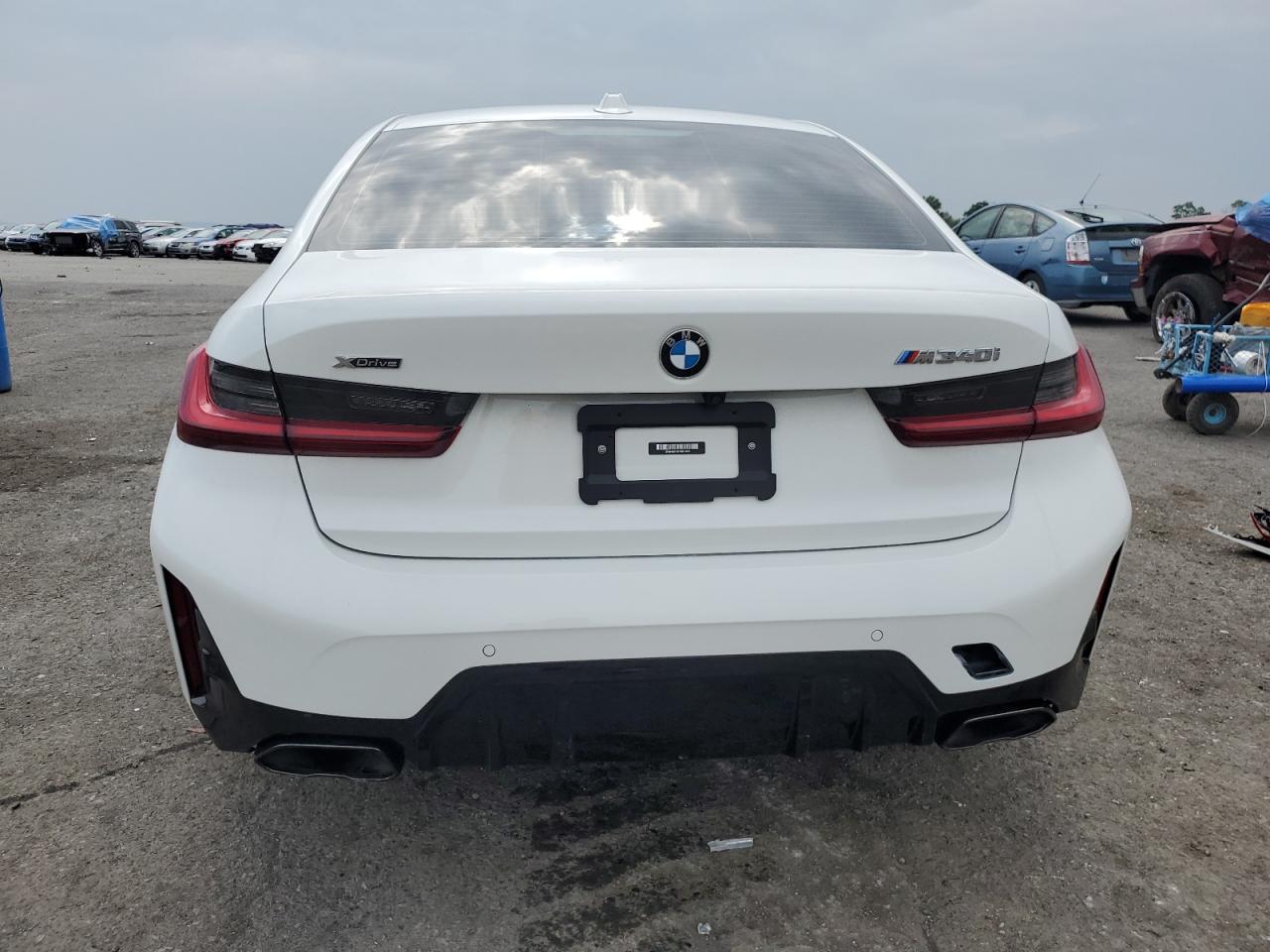 2023 BMW M340XI  VIN:3MW49FF01P8D17025