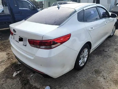 2015 Kia K5 VIN: