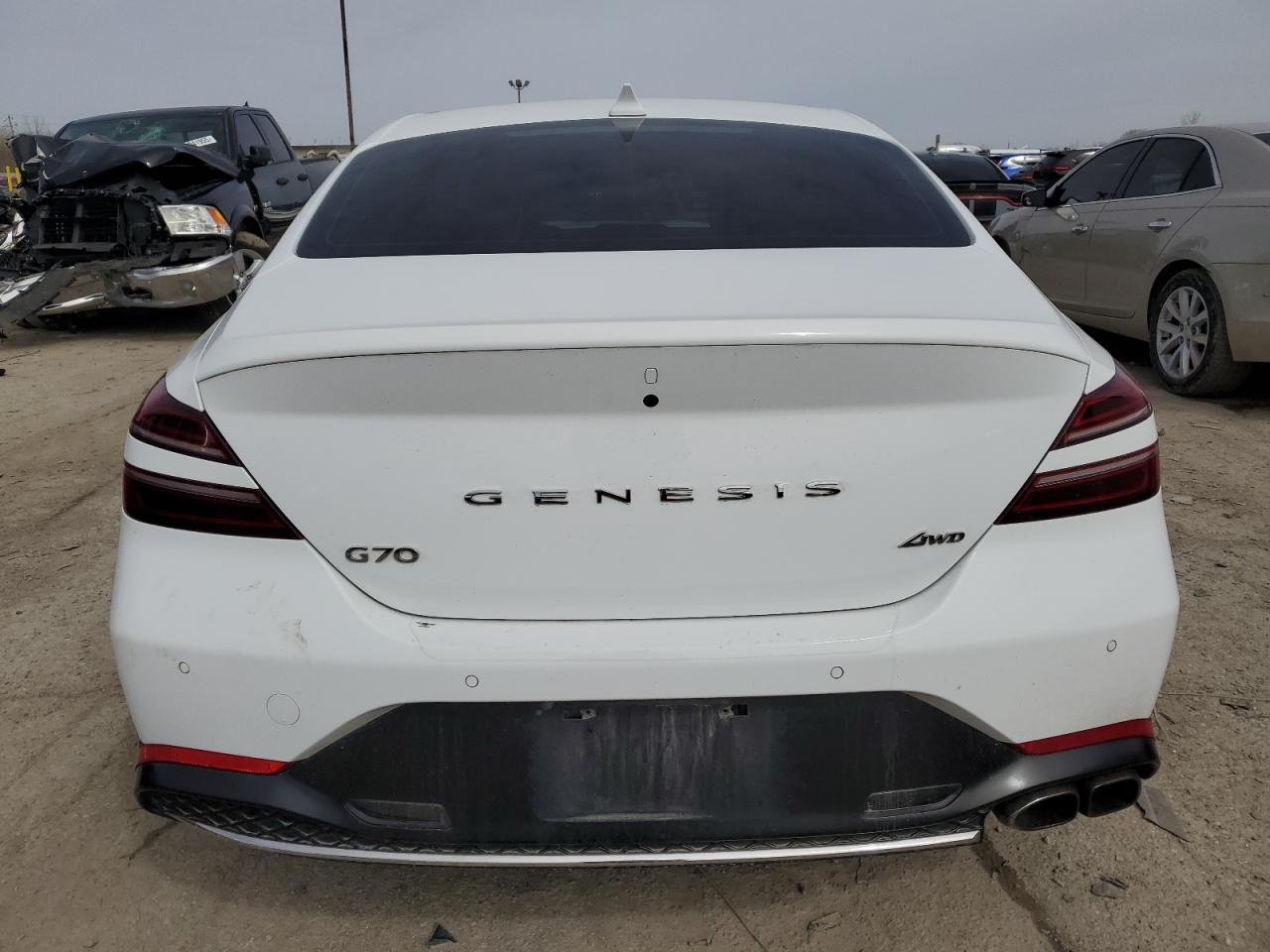 2022 GENESIS G70 BASE VIN:KMTG34TAXNU092852