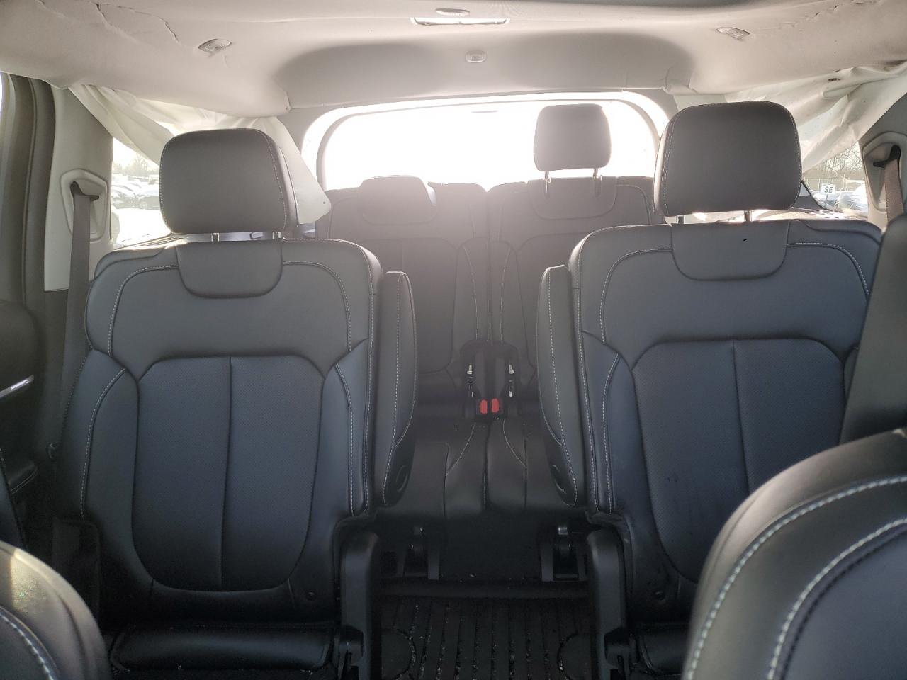 2024 JEEP GRAND CHEROKEE L LIMITED VIN:1C4RJKBGXR8943201
