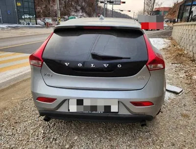 2018 Volvo V40 YV1MV79K0J2496416 VIN:YV1MV79K0J2496416