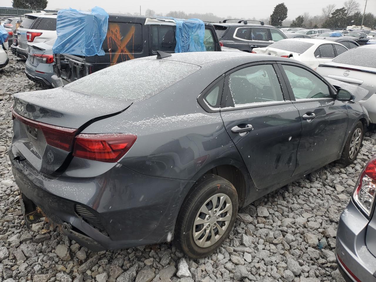 2022 KIA FORTE FE VIN:3KPF24AD8NE463807