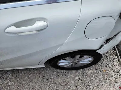 2015 Mercedes-Benz A 180 005KMWDDBF1CB3FJ3 VIN:005KMWDDBF1CB3FJ3