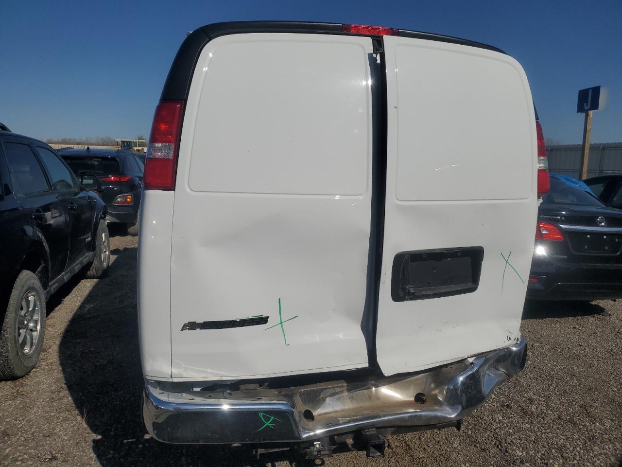 2024 CHEVROLET EXPRESS G2500  VIN:1GCWGAF76R1103432