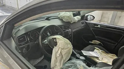 2016 Volkswagen Golf WVWZZZAUZGW185879 VIN:WVWZZZAUZGW185879