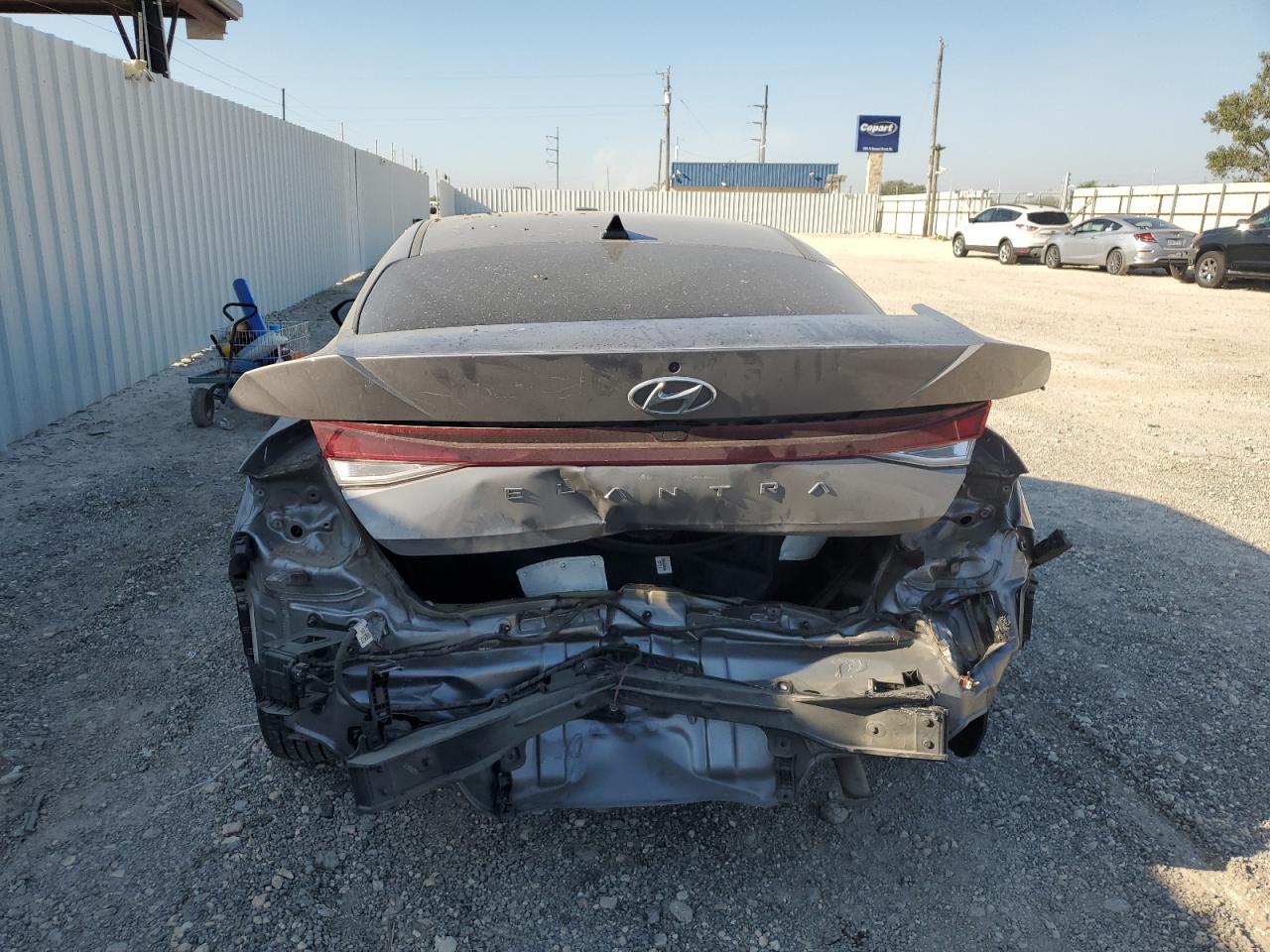 2022 HYUNDAI ELANTRA SEL VIN:KMHLM4AG4NU253354