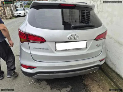 2017 Hyundai Santa FE KMHSW81UDHU736000 VIN:KMHSW81UDHU736000