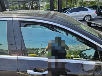 2018 Mercedes-Benz E 300 VIN: